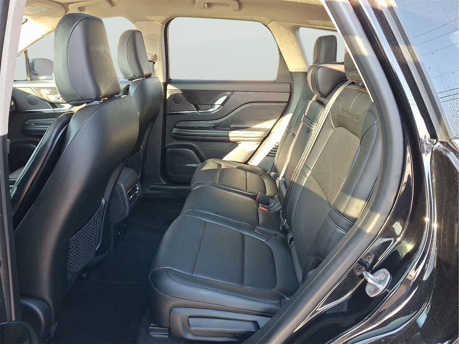 Used 2024 Lincoln Corsair AWD w/ Equipment Group 101A image 10