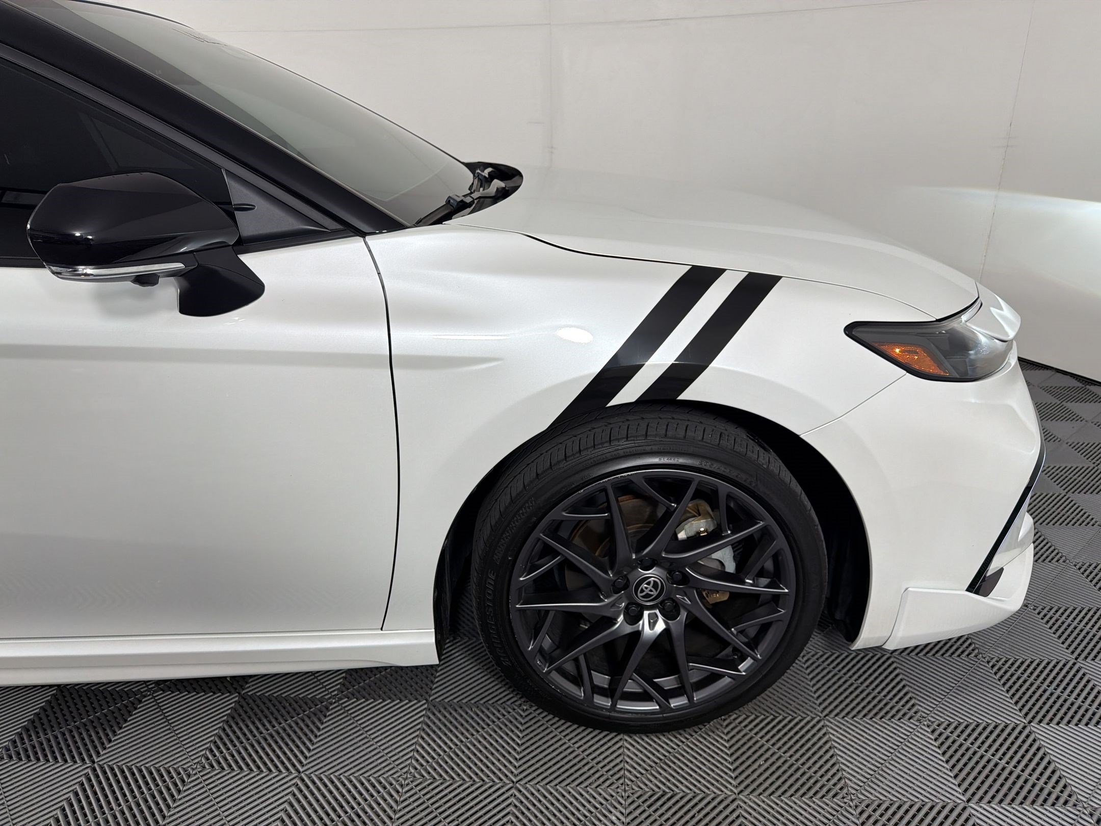 Used 2025 Toyota Camry XSE w/ Premium Plus Package AWD/4WD image 13