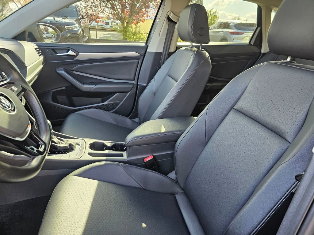 Used 2019 Volkswagen Jetta SE image 25