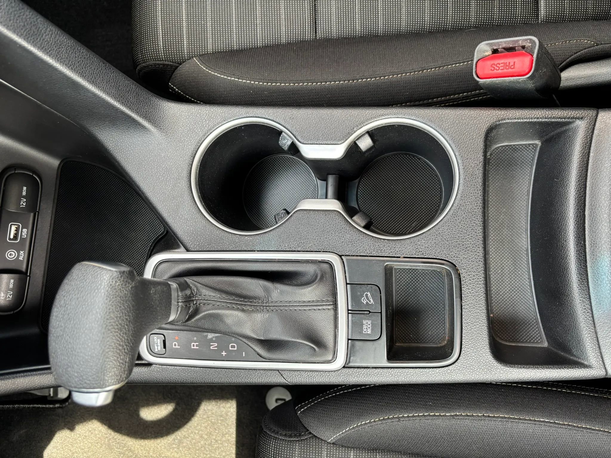 Used 2018 Kia Sportage LX image 23