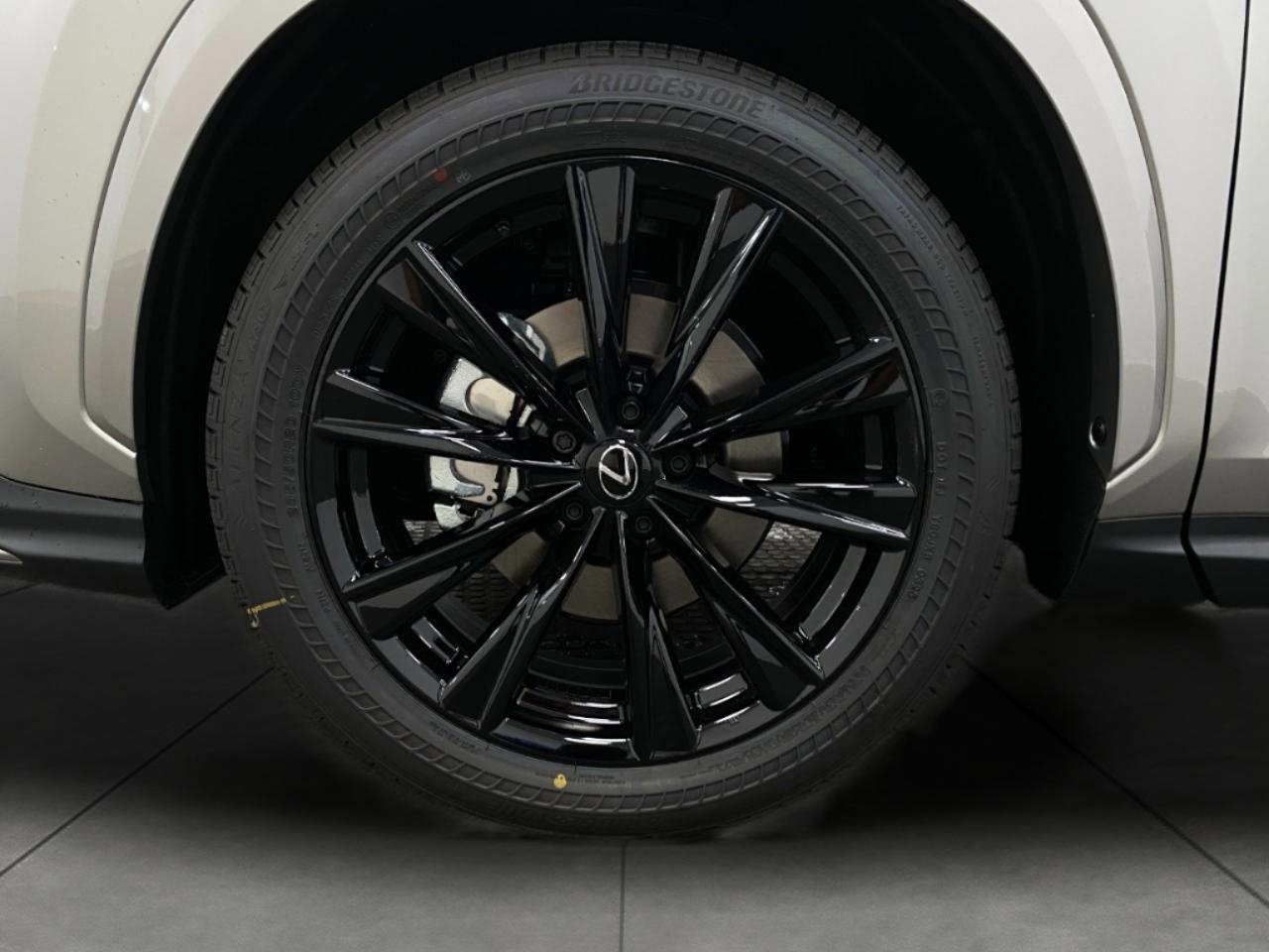 New 2025 Lexus NX 350 F Sport image 12