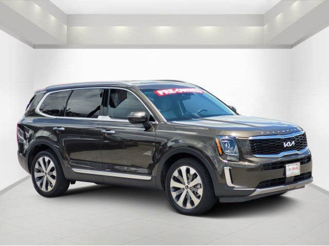 Used 2022 Kia Telluride S FWD image 1