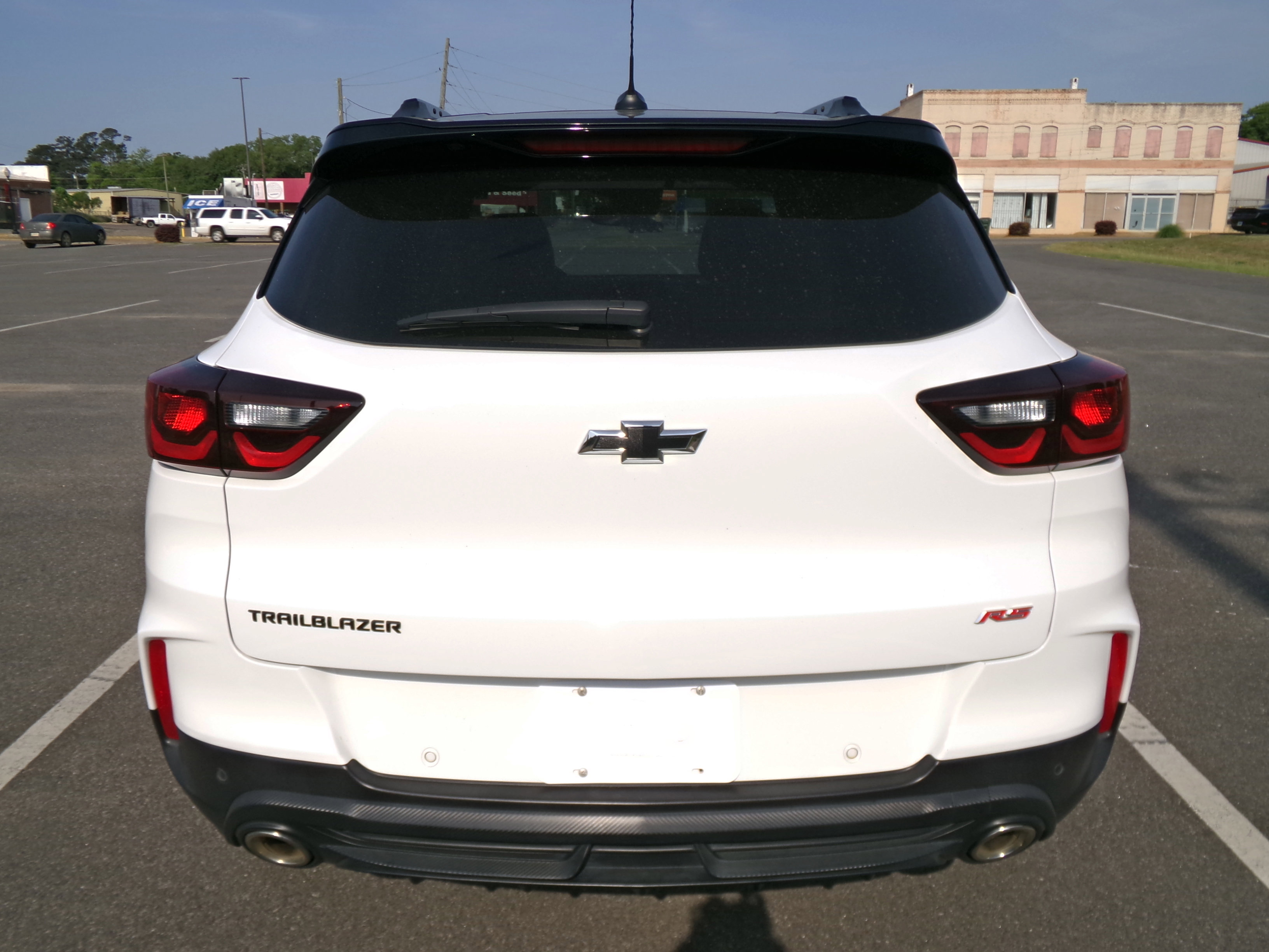 Used 2024 Chevrolet TrailBlazer RS w/ Convenience Package FWD image 4