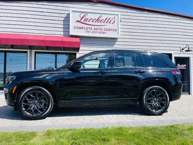 Used 2025 Jeep Grand Cherokee Summit w/ Obsidian Package AWD/4WD image 2
