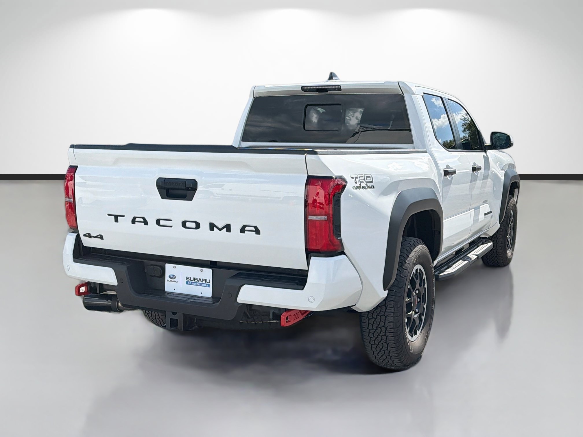 Used 2024 Toyota Tacoma TRD Off-Road w/ TRD Off Road Upgrade Package AWD/4WD image 3