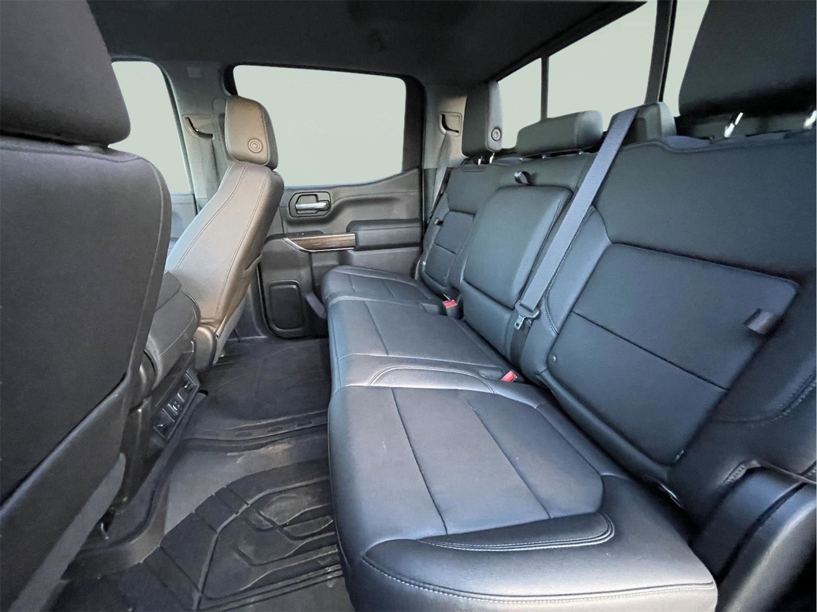 Used 2020 Chevrolet Silverado 1500 LT w/ All-Star Edition image 15