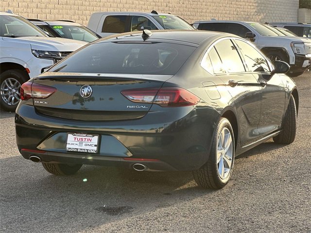 Used 2018 Buick Regal Preferred image 4