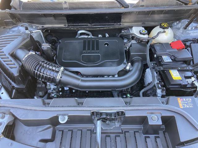 Used 2023 GMC Acadia SLE w/ Driver Convenience Package FWD image 25