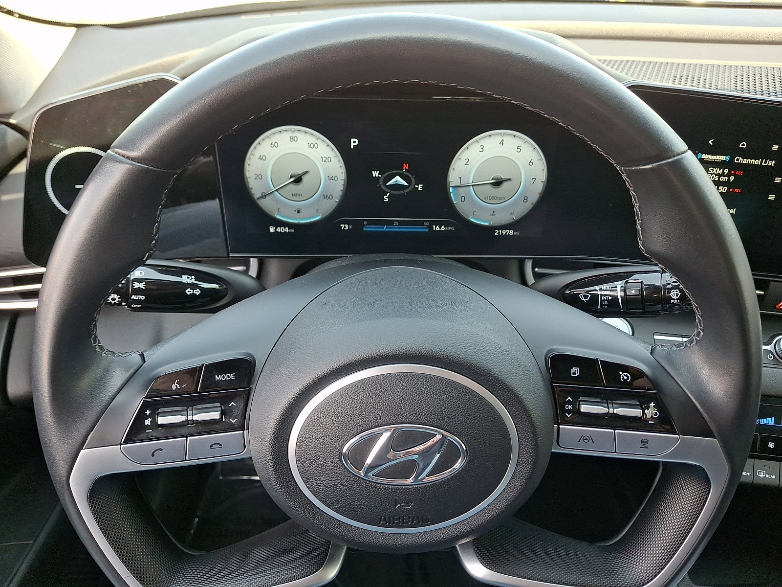 Used 2023 Hyundai Elantra Limited image 20