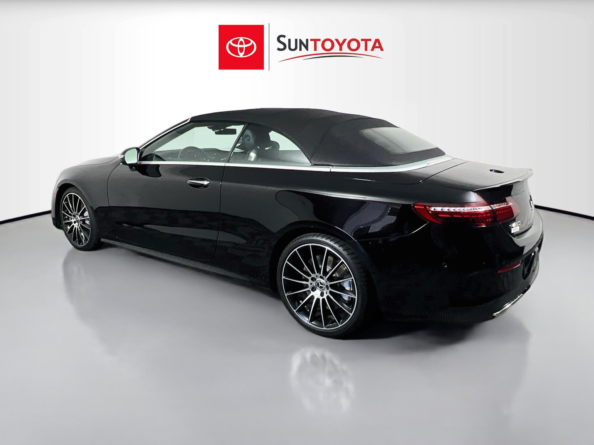 Used 2023 Mercedes-Benz E 450 Cabriolet w/ AMG Line image 6
