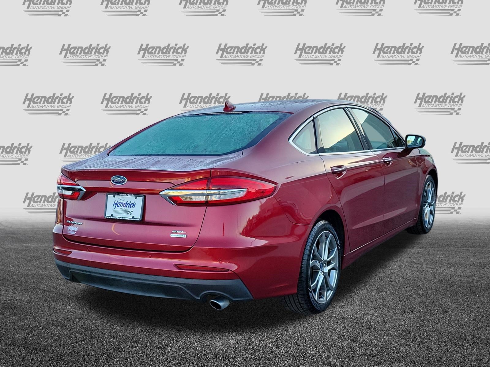 Used 2019 Ford Fusion SEL FWD image 7