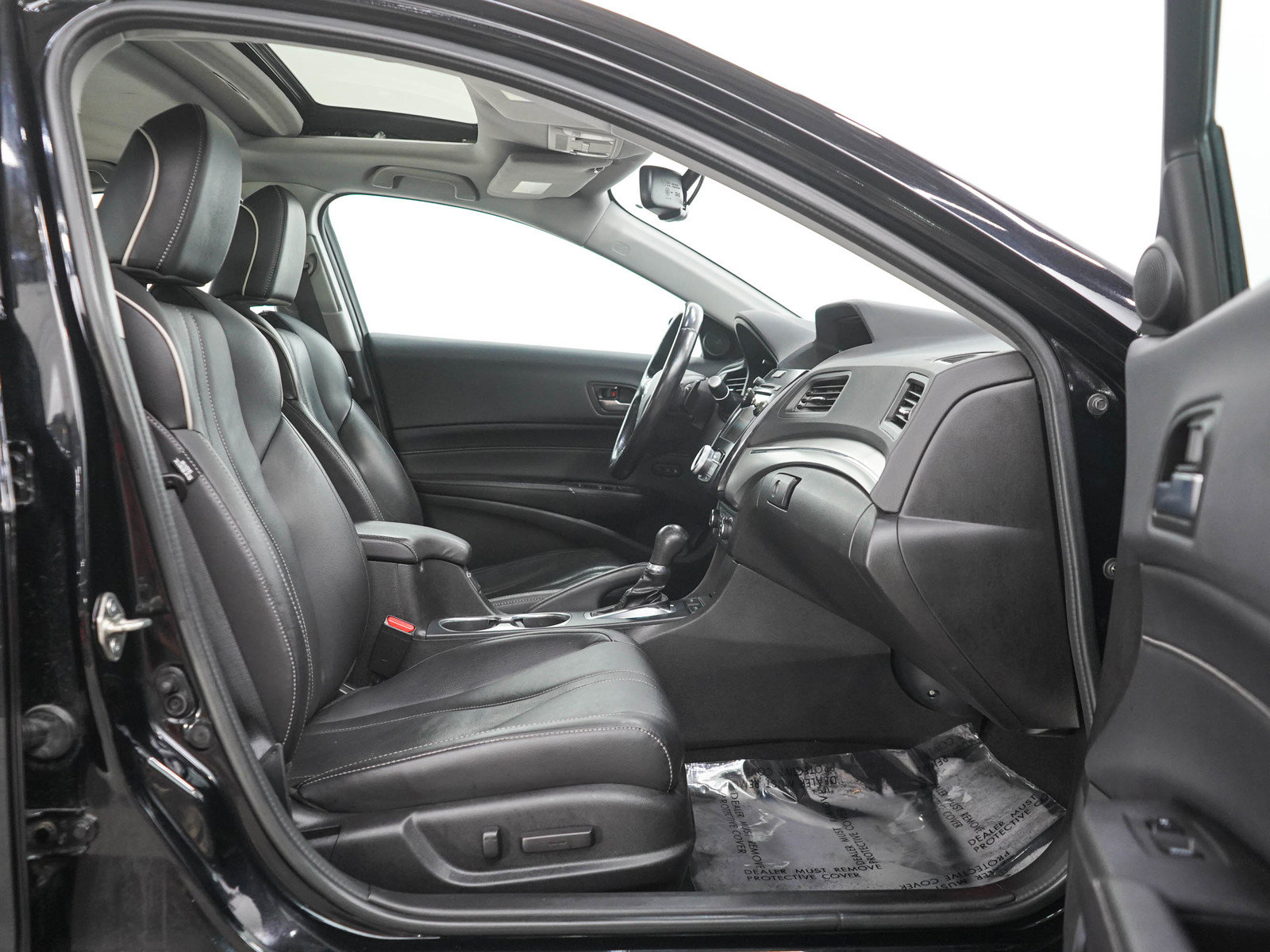 Used 2020 Acura ILX w/ Premium Package FWD image 11