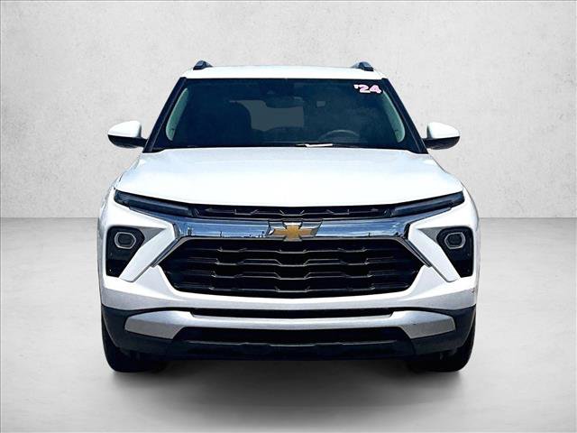 Certified 2024 Chevrolet TrailBlazer LT w/ Driver Confidence Package FWD image 3