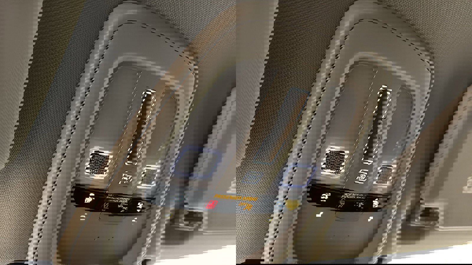 New 2026 Volvo XC90 B5 Core w/ Protection Package image 20