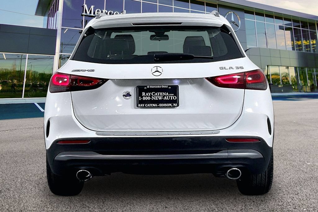 Certified 2022 Mercedes-Benz GLA 35 AMG 4MATIC image 4