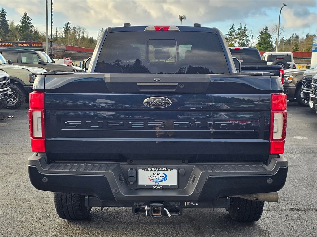 Used 2022 Ford F250 Lariat w/ Black Appearance Package image 6