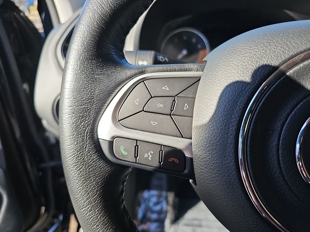 Used 2023 Jeep Renegade Altitude w/ Convenience Group I image 16