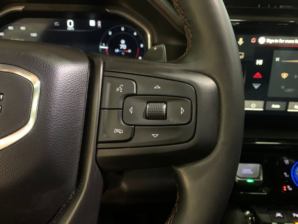 Used 2023 GMC Sierra 1500 AT4 w/ Technology Package image 30