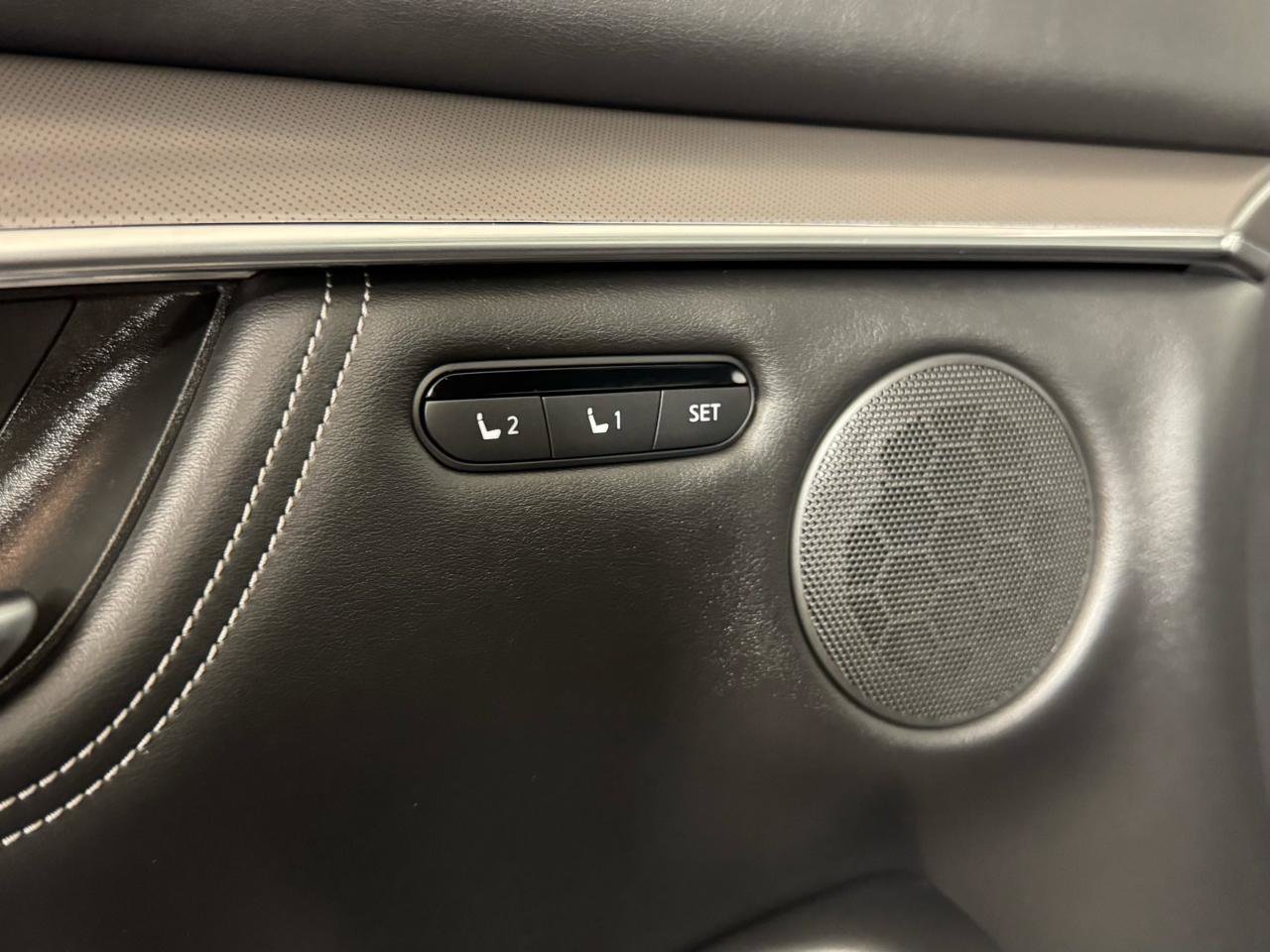 Used 2024 INFINITI QX55 Luxe w/ Cargo Package image 17