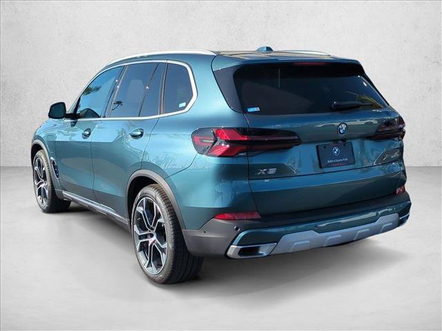 New 2026 BMW X5 xDrive50e w/ Premium Package AWD/4WD image 9