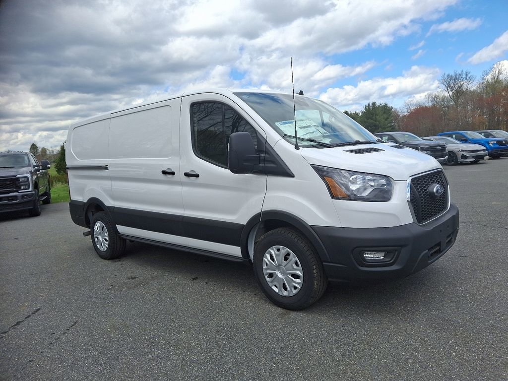 New 2025 Ford Transit 150 Low Roof w/ Exterior Upgrade Package