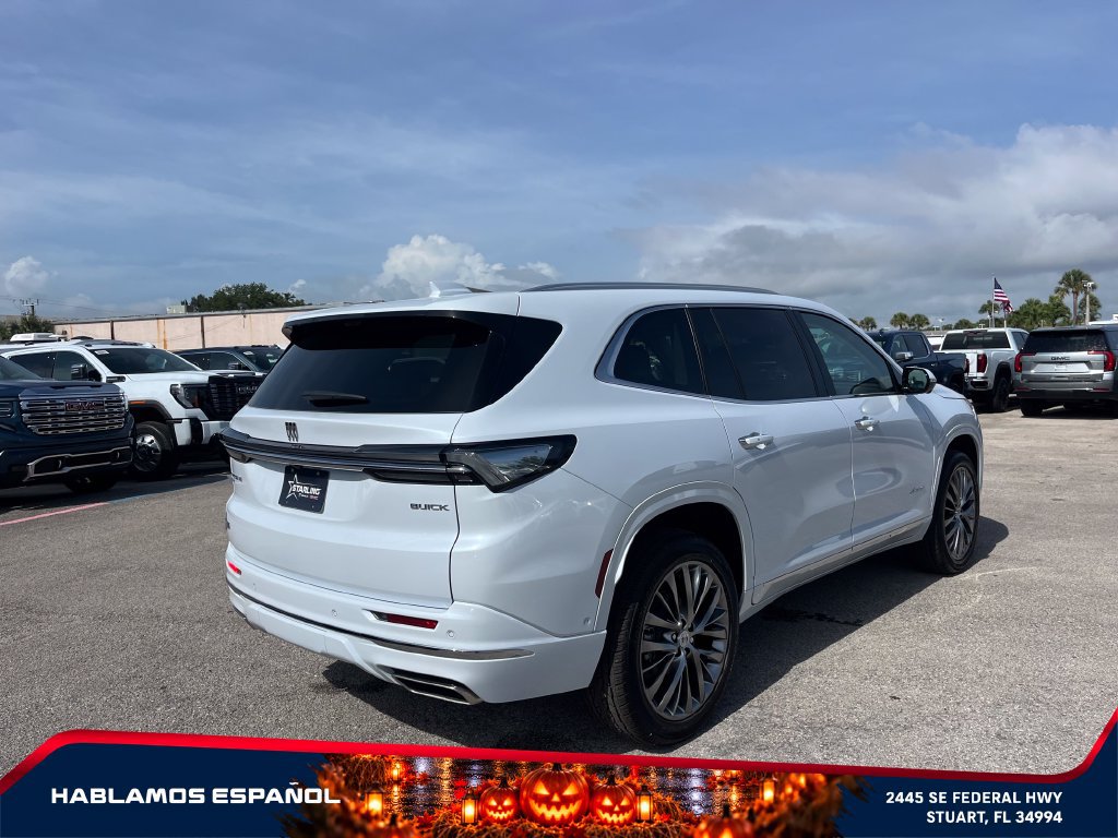 New 2026 Buick Enclave Avenir w/ Super Cruise Package AWD/4WD image 7
