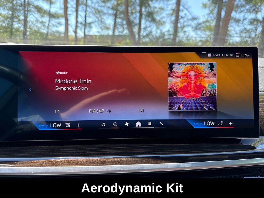 Used 2024 BMW X5 xDrive40i w/ M Sport Package image 18