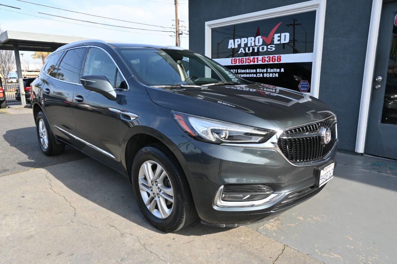 Used 2018 Buick Enclave Essence FWD image 1