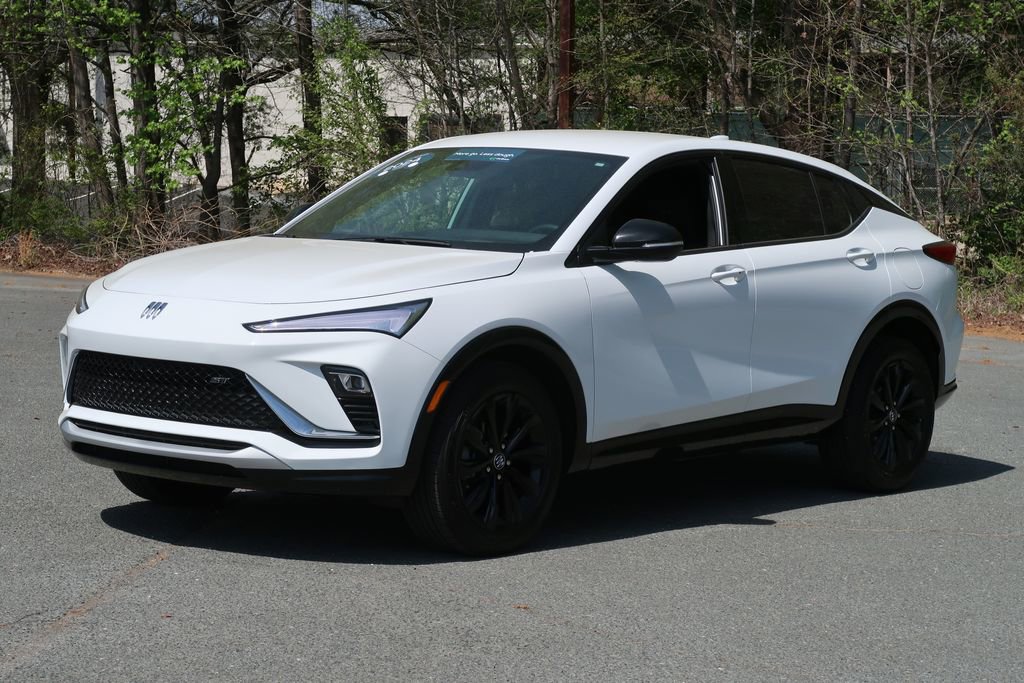 Certified 2024 Buick Envista Sport Touring w/ Convenience I Package image 1