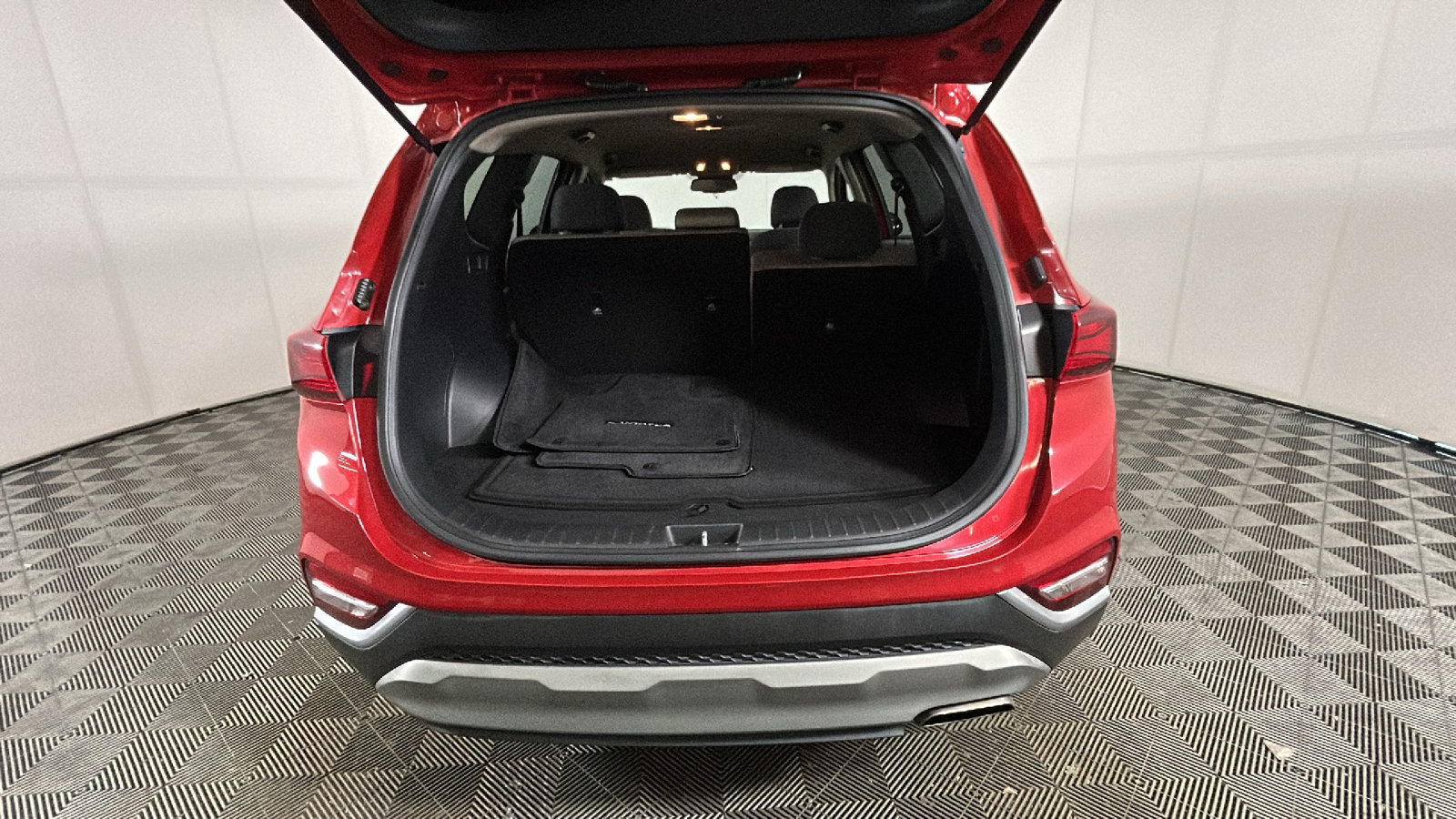 Used 2019 Hyundai Santa Fe SEL FWD image 34