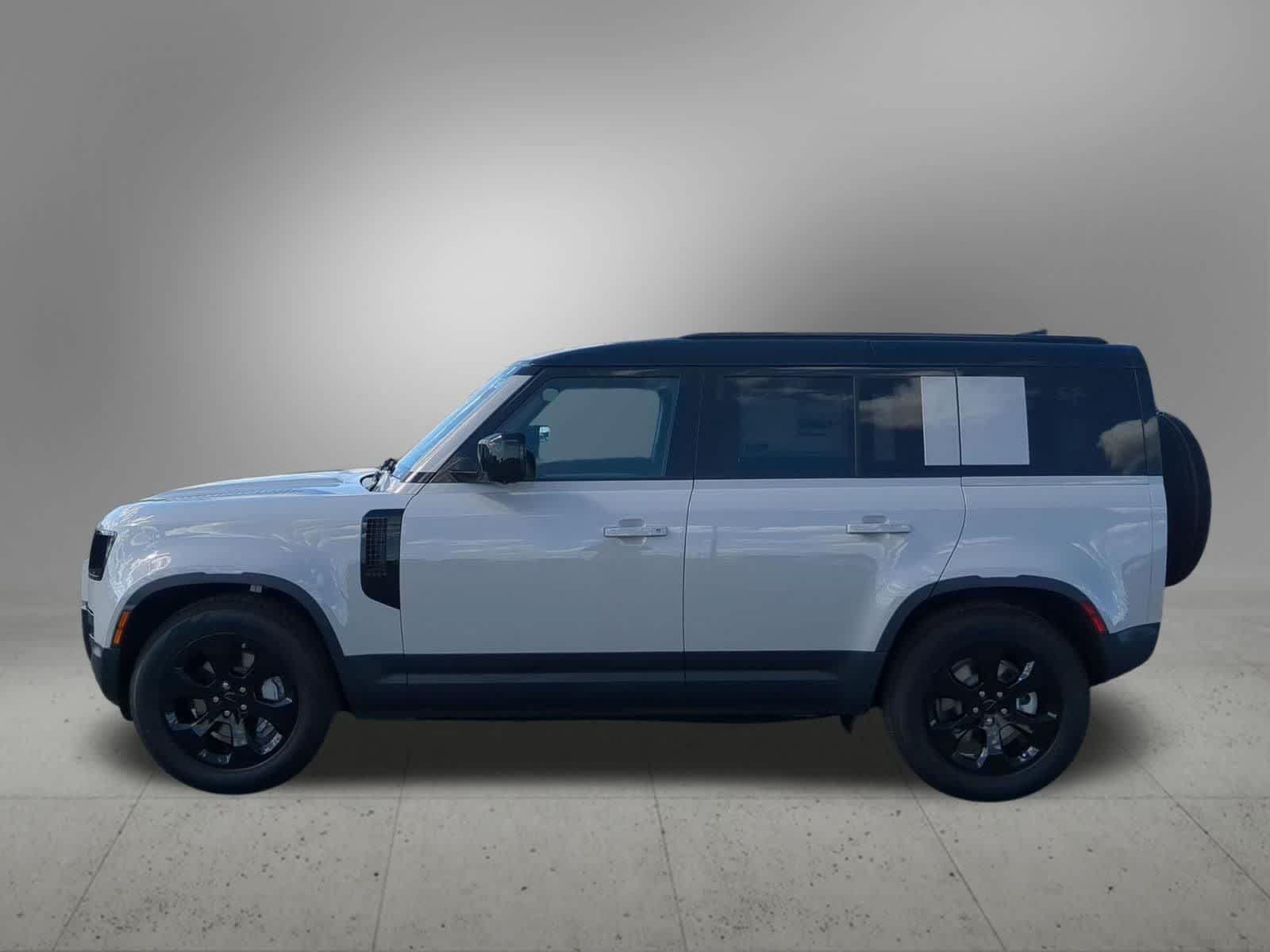 New 2026 Land Rover Defender 110 S AWD/4WD image 3