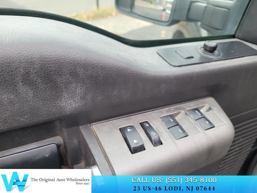 Used 2012 Ford F350 Lariat w/ Chrome Pkg image 13