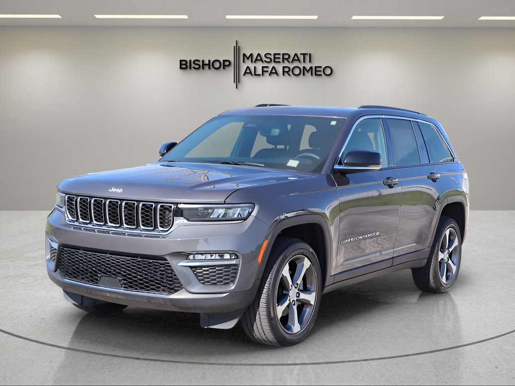 Used 2024 Jeep Grand Cherokee Limited AWD/4WD image 3