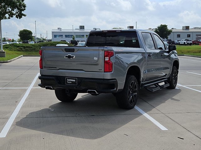 Used 2024 Chevrolet Silverado 1500 LT Trail Boss w/ Convenience Package II image 5