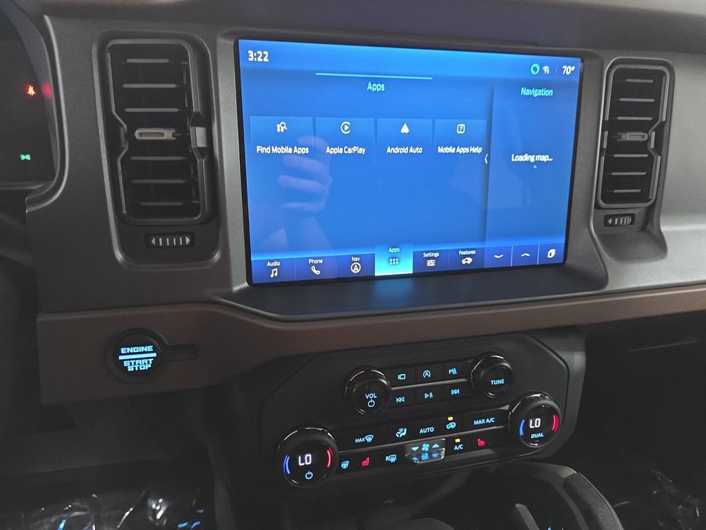 Used 2024 Ford Bronco Outer Banks AWD/4WD image 19