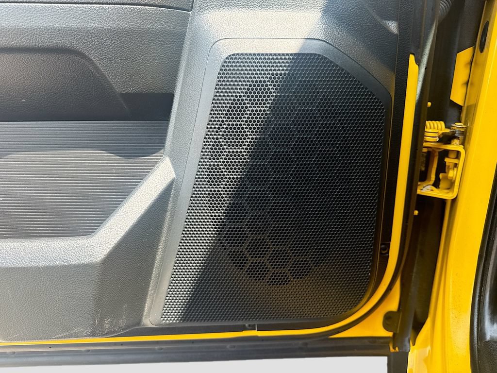 Used 2016 RAM 1500 Sport w/ Stinger Yellow Sport Package AWD/4WD image 17