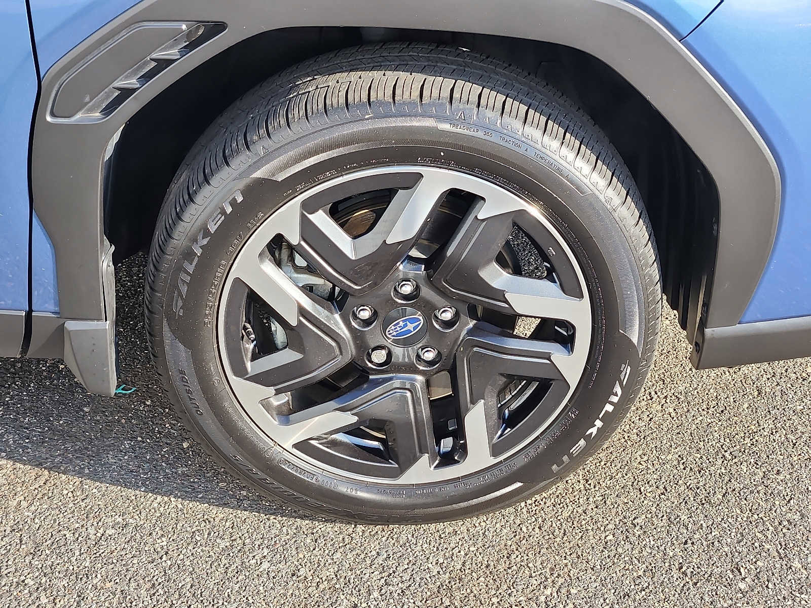 Used 2025 Subaru Forester Limited image 8