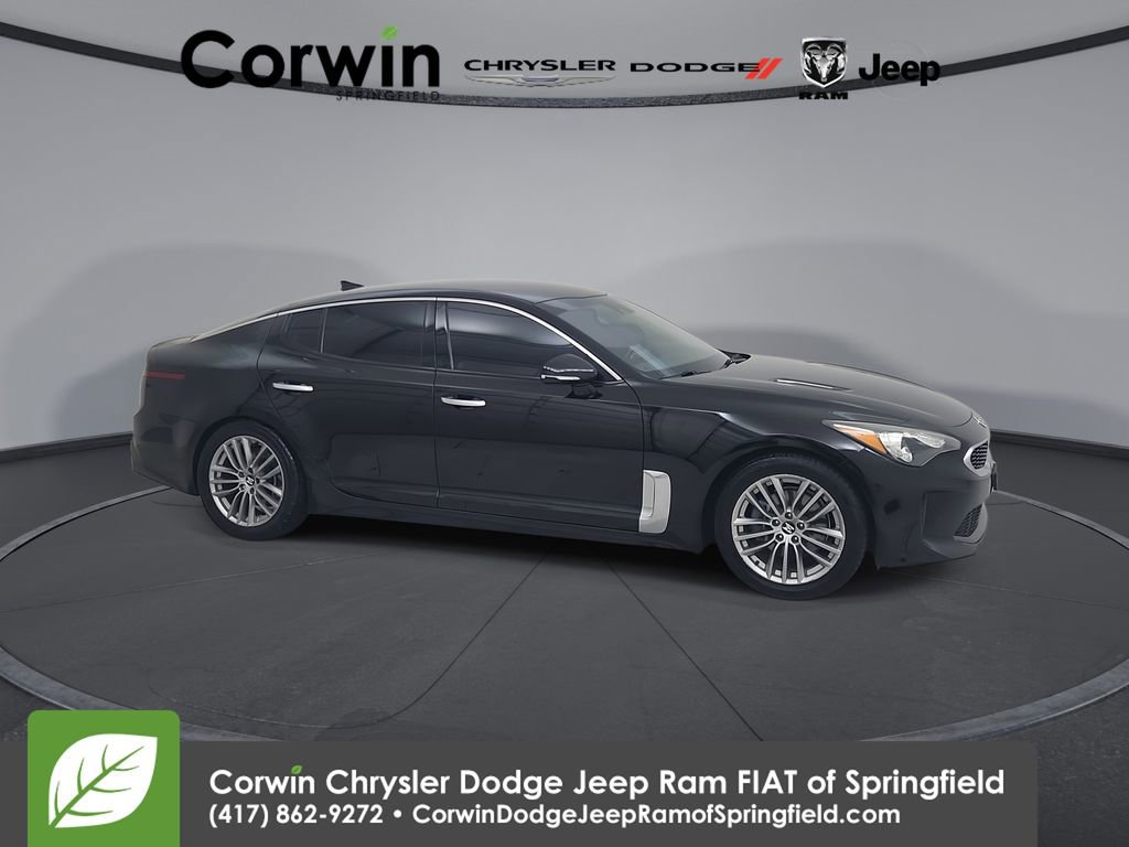 Used 2018 Kia Stinger image 1