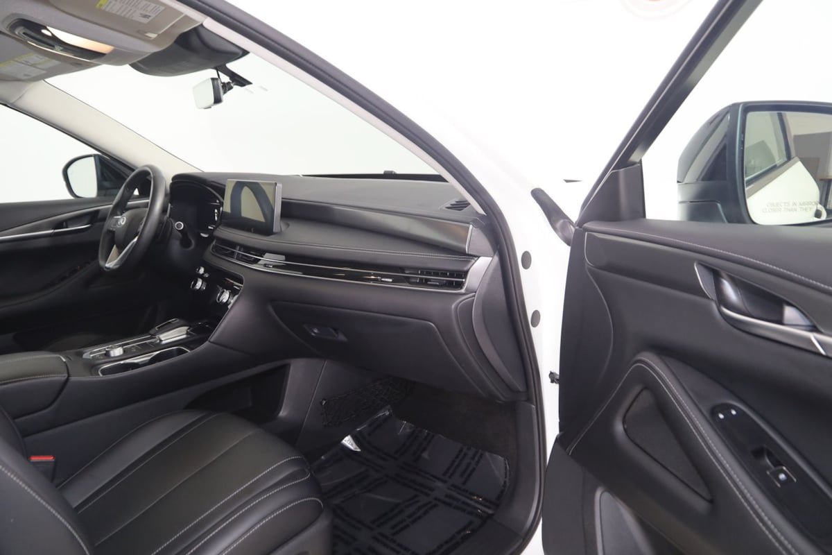 Used 2023 INFINITI QX60 Luxe w/ Cargo Package AWD/4WD image 43