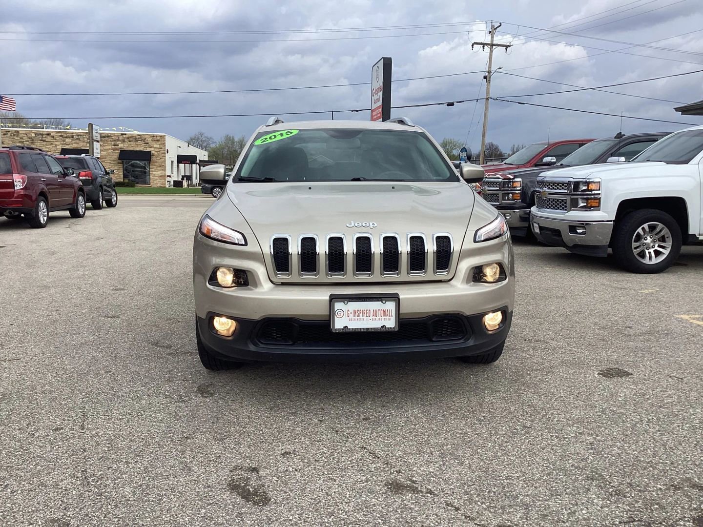 Used 2015 Jeep Cherokee Latitude AWD/4WD image 3