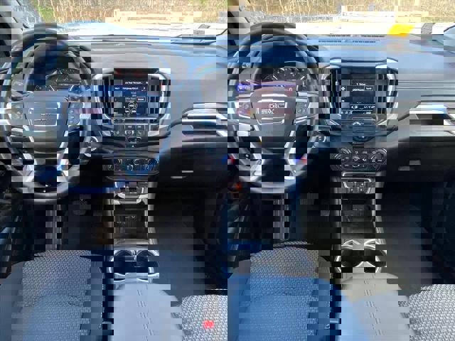 Certified 2023 GMC Terrain SLE w/ Driver Convenience Package image 13