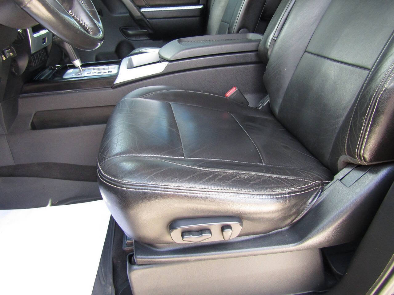 Used 2014 Nissan Titan PRO-4X AWD/4WD image 10