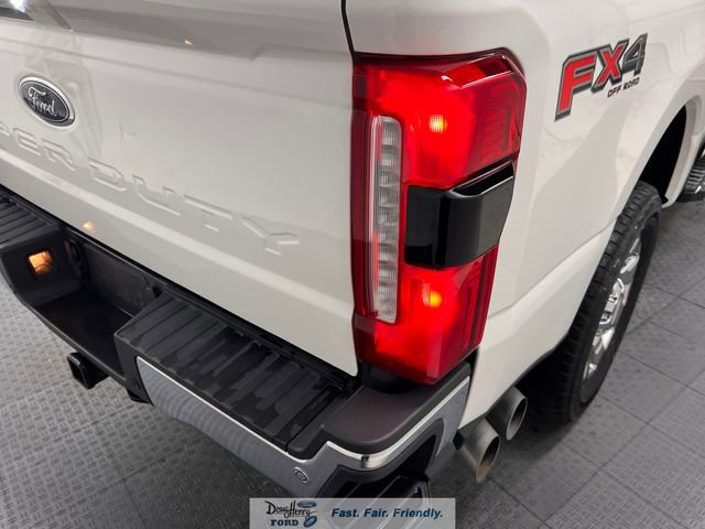 Used 2025 Ford F250 Lariat w/ Chrome Package AWD/4WD image 13
