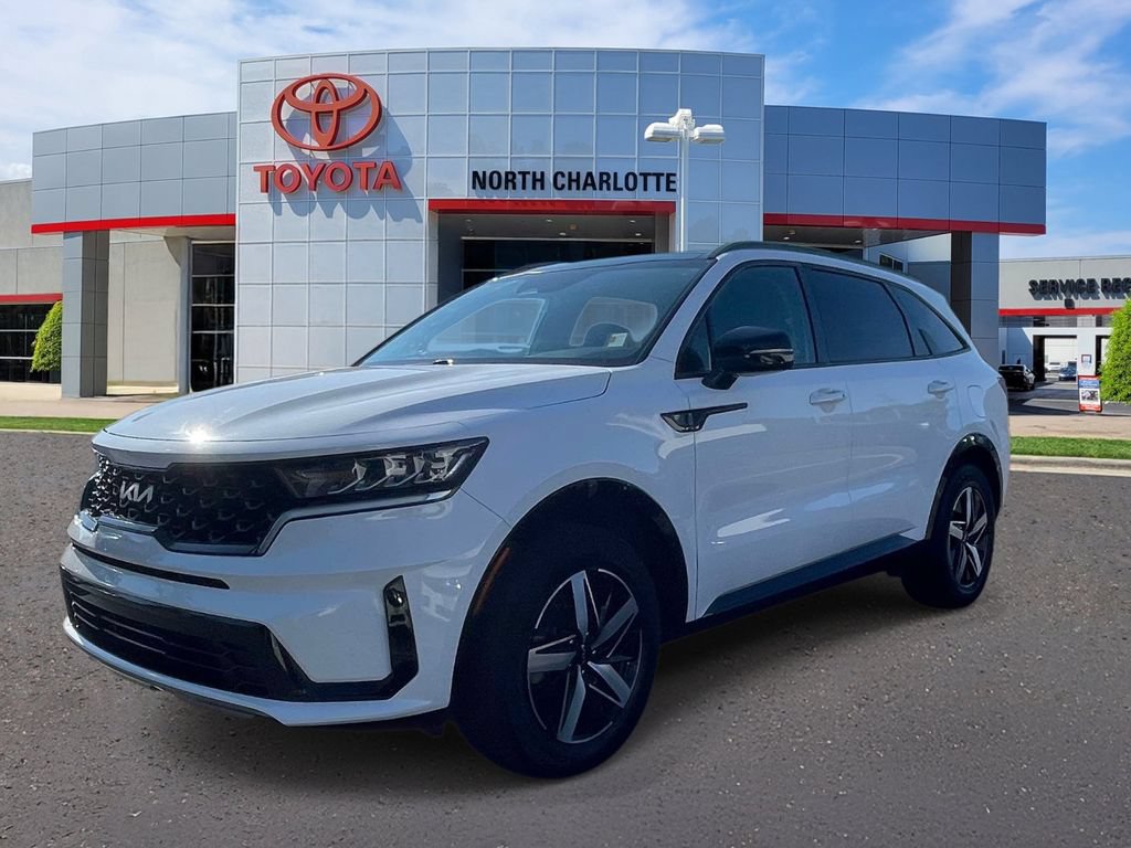 Used 2022 Kia Sorento S w/ Panoramic Sunroof Package FWD image 5