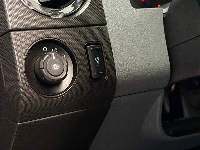 Used 2014 Ford F250 XLT w/ Snow Plow Prep Package image 10