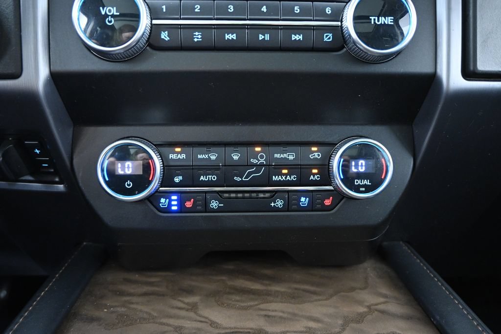 Used 2021 Ford Expedition Max Platinum AWD/4WD image 33