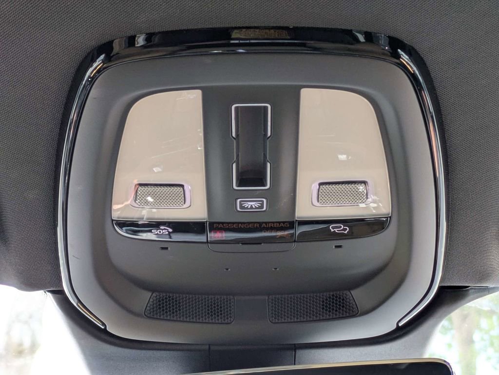 Used 2023 Volvo XC60 B5 Ultimate w/ Protection Package Premier AWD/4WD image 23