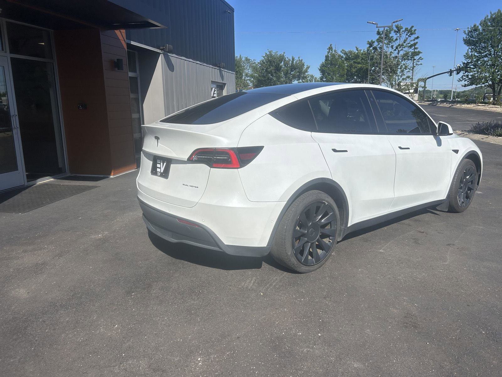 Used 2020 Tesla Model Y Long Range AWD/4WD image 7