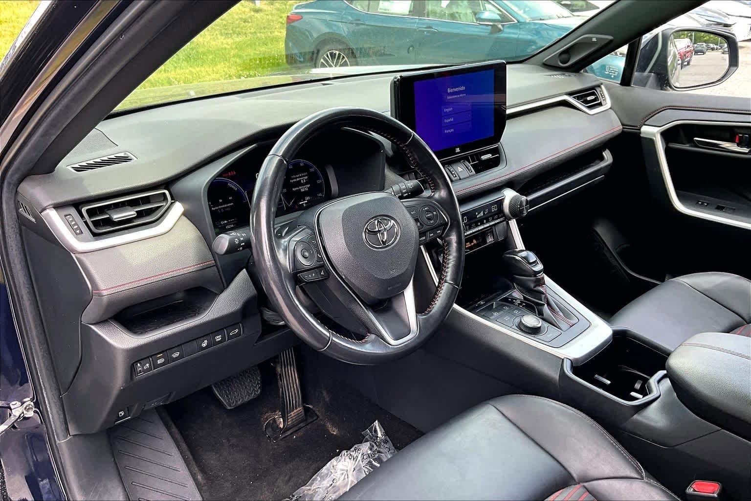 Used 2023 Toyota RAV4 XSE w/ Weather Package AWD/4WD image 18