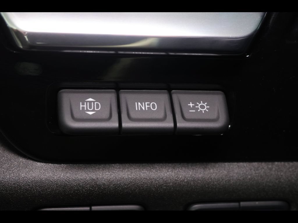 Used 2025 Chevrolet Silverado 3500 High Country w/ Technology Package AWD/4WD image 36